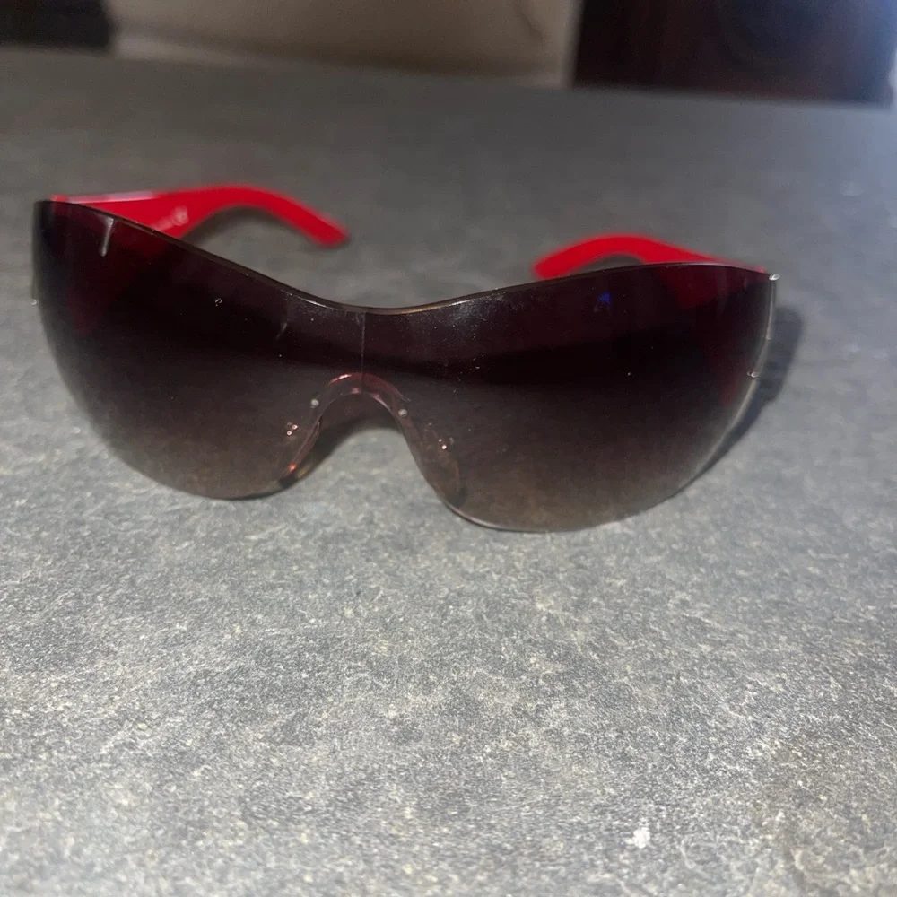 PRADA Rare Y2K Red Star Sunglasses Authentic SPR72G 1BC-651 115 VTG Boutique - Picture 10 of 16